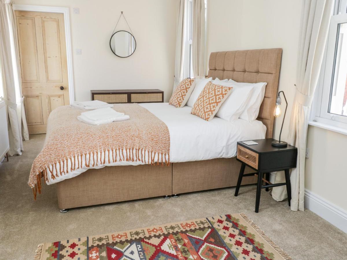 Laurel House Villa Whitby Luaran gambar